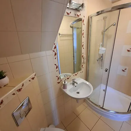 Goscinne U Jonka Quarto em Acomodações Particulares *